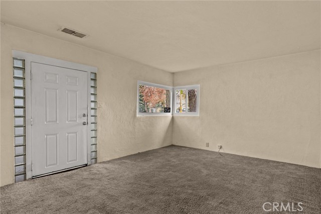 Detail Gallery Image 4 of 47 For 476 E 7th Ave, Chico,  CA 95926 - 4 Beds | 2 Baths