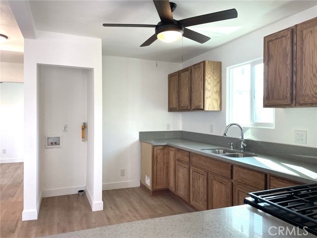 Detail Gallery Image 9 of 17 For 3124 S Carolina, San Pedro,  CA 90731 - 2 Beds | 1 Baths