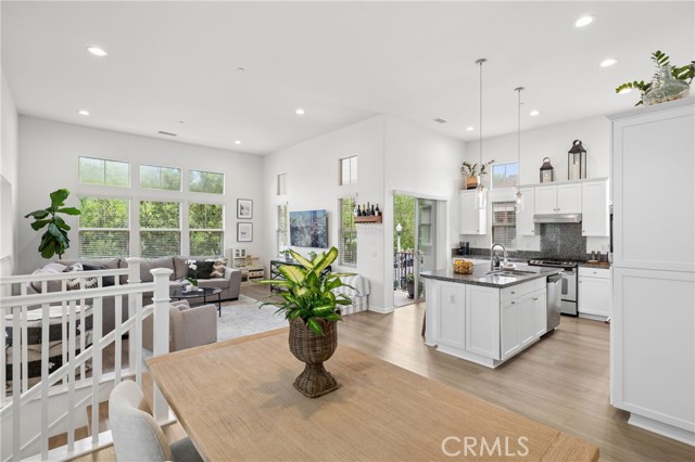 Detail Gallery Image 5 of 24 For 38 Nature, Irvine,  CA 92620 - 2 Beds | 2 Baths