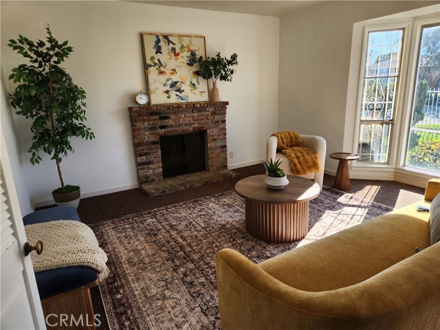 Detail Gallery Image 6 of 7 For 5301 Aldrich Rd, South Gate,  CA 90280 - 3 Beds | 1 Baths