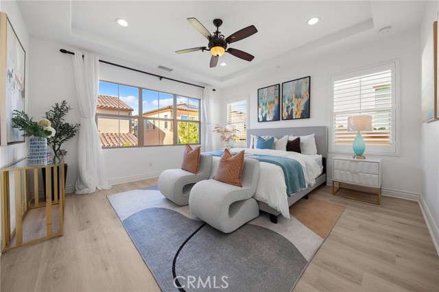 119 cordial, Irvine CA: https://media.crmls.org/medias/81077850-418e-4a2c-8aa4-07b81bc0dbb0.jpg