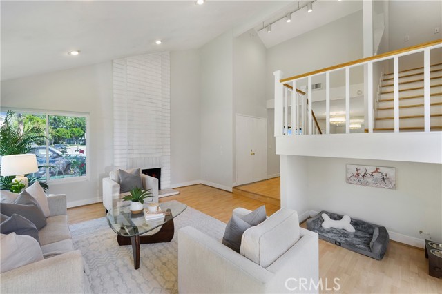 Detail Gallery Image 13 of 60 For 20 Sacramento, Irvine,  CA 92604 - 3 Beds | 2/1 Baths