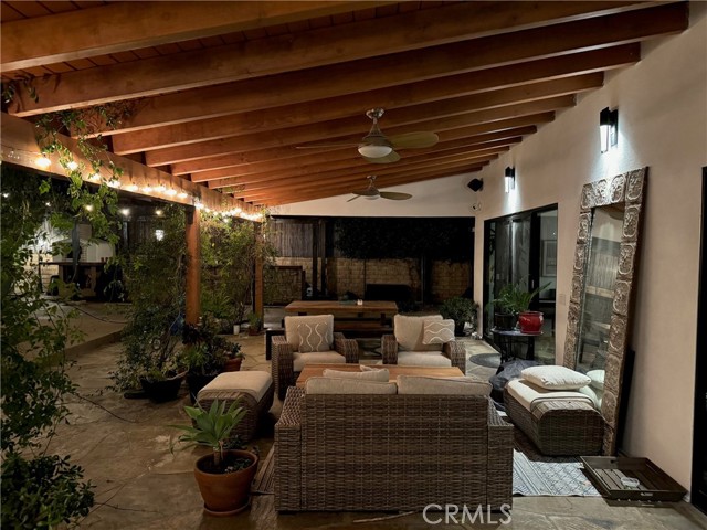 Detail Gallery Image 34 of 48 For 5511 Fenwood Ave, Woodland Hills,  CA 91367 - 5 Beds | 4 Baths