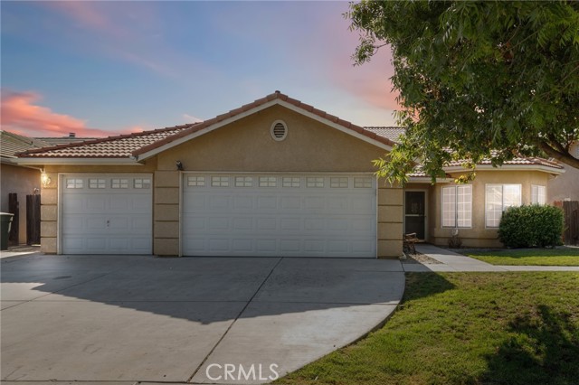525 Mallard Avenue, Lemoore CA: https://media.crmls.org/medias/8108c6e0-8362-476c-a367-9096152f6a99.jpg