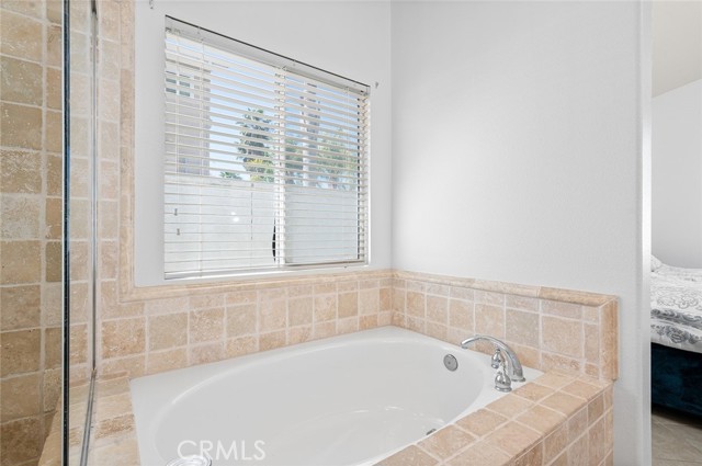 Detail Gallery Image 33 of 71 For 1375 Coral Gables Cir, Corona,  CA 92881 - 4 Beds | 2 Baths