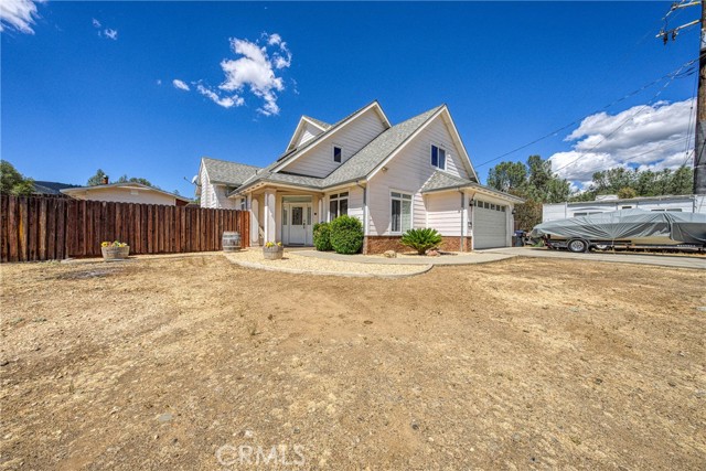Detail Gallery Image 2 of 56 For 2920 Meadow Creek Rd, Clearlake Oaks,  CA 95423 - 3 Beds | 2/1 Baths