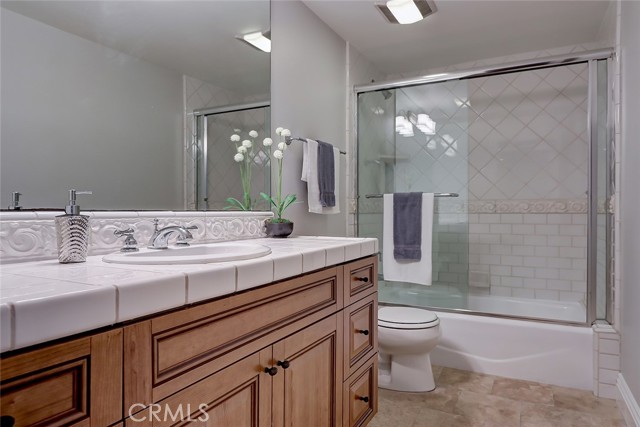 720 10th Street, Hermosa Beach, California 90254, 4 Bedrooms Bedrooms, ,3 BathroomsBathrooms,Residential,Sold,10th,SB21226543