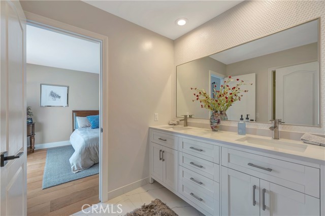 Detail Gallery Image 39 of 58 For 6095 Greenbrier Dr, Huntington Beach,  CA 92648 - 3 Beds | 2/1 Baths