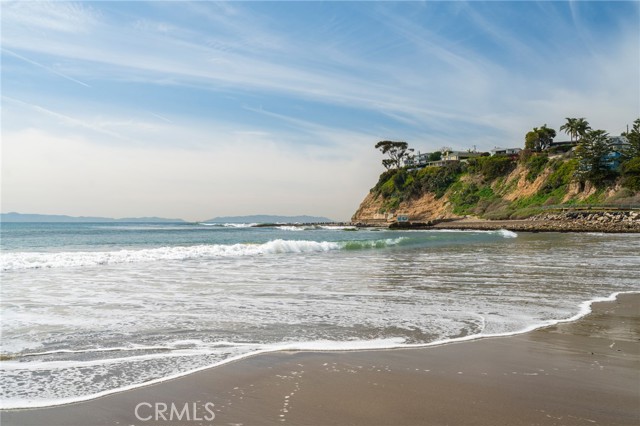 Detail Gallery Image 33 of 37 For 1043 W 12th, San Pedro,  CA 90731 - 3 Beds | 2/1 Baths