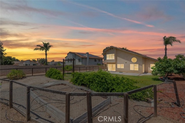 16783 Lake Knoll, Riverside CA: https://media.crmls.org/medias/810b7003-9a4b-4908-97f2-116f8bc57151.jpg
