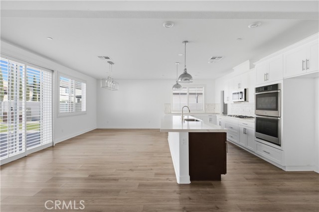 2411 Huron Rd, Rialto, CA 92377 photo 8