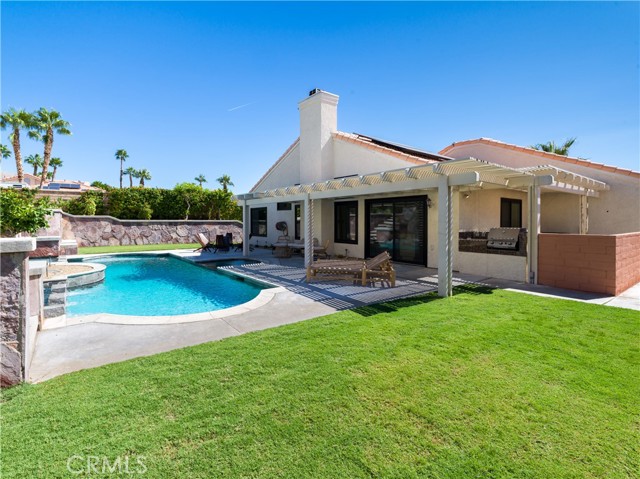 65800 Avenida Ladera, Desert Hot Springs CA: https://media.crmls.org/medias/810caef9-3f55-4a24-8555-48428543af72.jpg