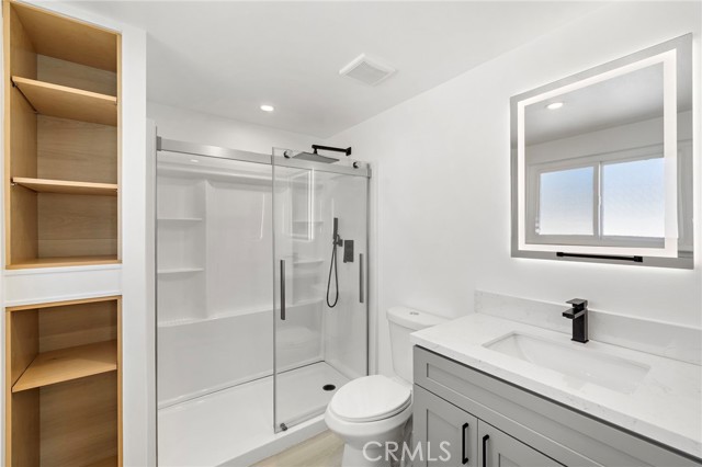 Detail Gallery Image 19 of 29 For 2960 Alta Laguna, Laguna Beach,  CA 92651 - 3 Beds | 2 Baths