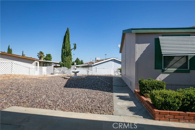 Detail Gallery Image 17 of 19 For 40701 Rancho Vista Bld #3,  Palmdale,  CA 93551 - 3 Beds | 2 Baths