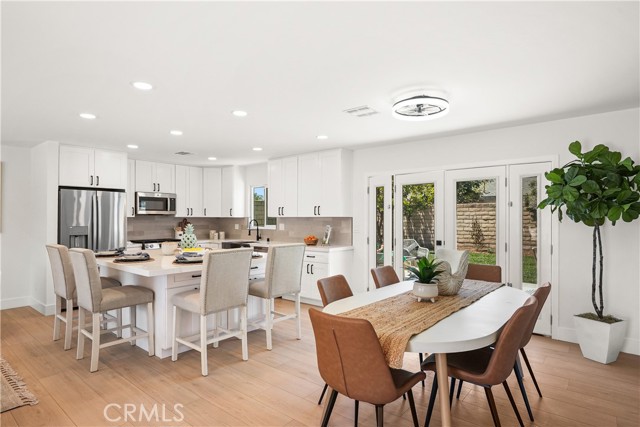5021 Dovewood Drive, Huntington Beach CA: https://media.crmls.org/medias/810daee1-92f5-4c5d-b547-34376a51d074.jpg