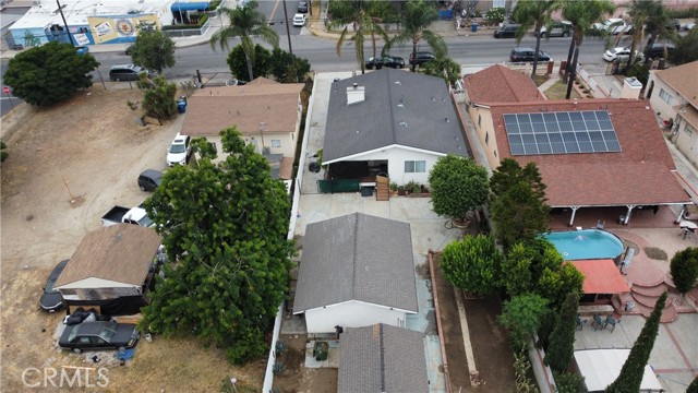 13966 Fox Street, San Fernando CA: https://media.crmls.org/medias/810e11f3-3720-4001-ab72-cfb9aacc4439.jpg