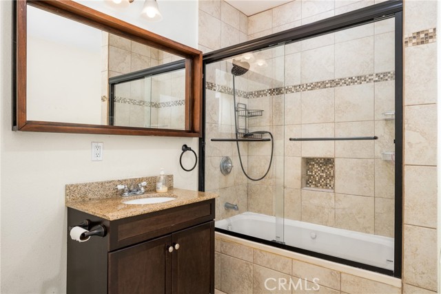 Detail Gallery Image 33 of 46 For 1479 Loma Ave, Long Beach,  CA 90804 - 2 Beds | 1 Baths