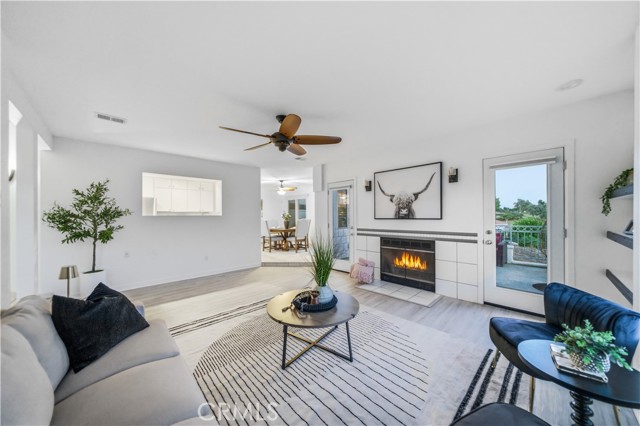 30846 Early Round Drive, Canyon Lake CA: https://media.crmls.org/medias/810e74d6-b44d-4a5c-94ef-0db538227b07.jpg