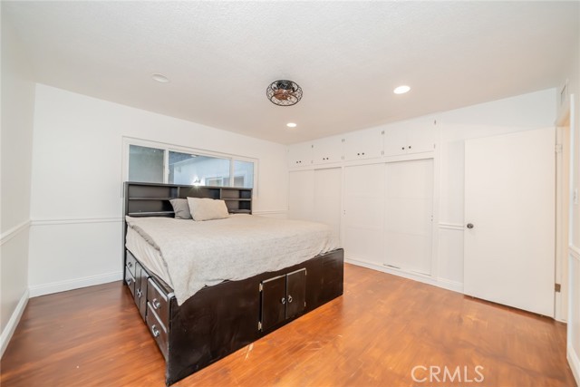 533 Via Vista Dr, Redlands CA: https://media.crmls.org/medias/810f1db1-db5b-45d3-80f1-19bc522bc242.jpg