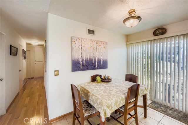 Detail Gallery Image 7 of 17 For 10651 Trigal Way, Santee,  CA 92071 - 4 Beds | 2 Baths