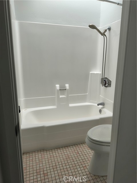 16942 Westwood Lane, Huntington Beach CA: https://media.crmls.org/medias/810fbe35-d09c-4957-9e47-215bd8ab90c4.jpg