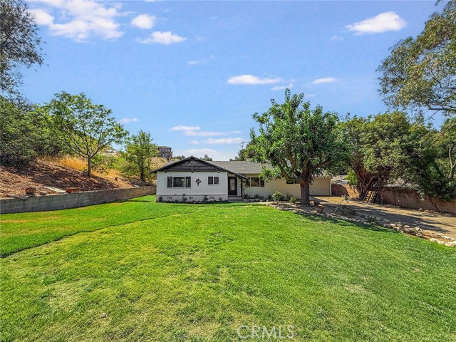 Detail Gallery Image 4 of 39 For 24022 Wildwood Canyon Rd, Newhall,  CA 91321 - 3 Beds | 2 Baths