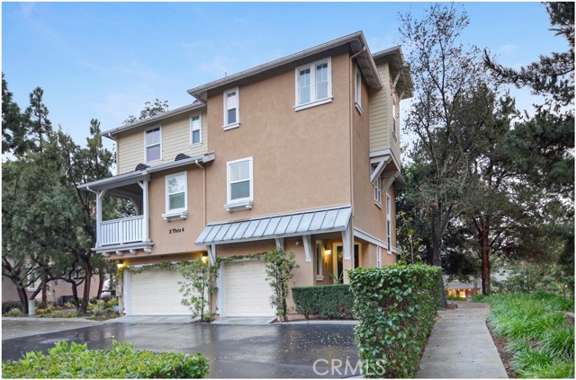 2 Hinterland Way, Ladera Ranch CA: https://media.crmls.org/medias/81111c53-2330-4a4d-b7c8-ef186d31ba68.jpg