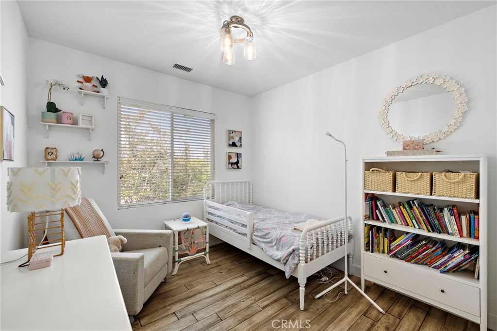 811160f6 20bf 4edd Bd17 C202c9c8bdb0