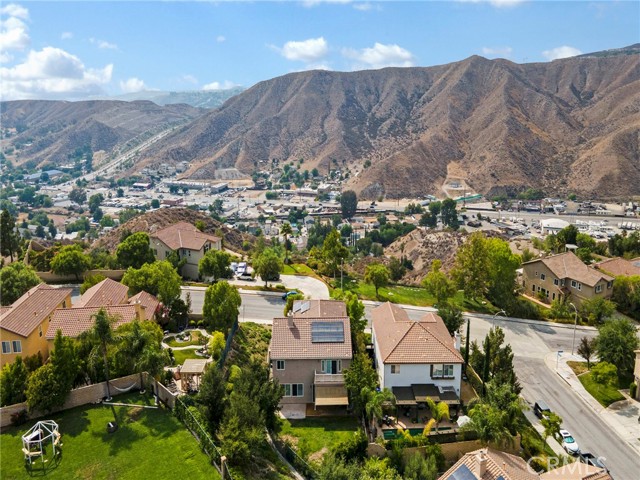 Detail Gallery Image 43 of 43 For 28346 Linda Vista, Canyon Country,  CA 91387 - 6 Beds | 3 Baths