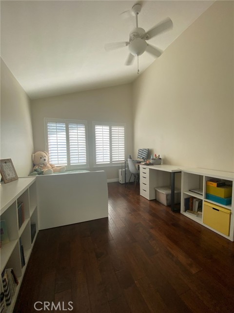 2408 N North Creek Lane, Fullerton CA: https://media.crmls.org/medias/811229c3-f938-4ae6-93d3-7449e2f19914.jpg