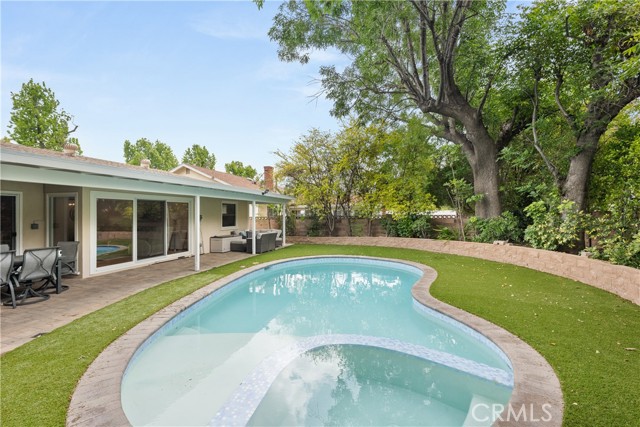 Detail Gallery Image 22 of 22 For 15936 Osborne St, North Hills,  CA 91343 - 3 Beds | 2 Baths