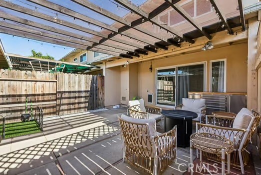 Detail Gallery Image 25 of 29 For 17232 Nisson Road #D,  Tustin,  CA 92780 - 2 Beds | 1/1 Baths