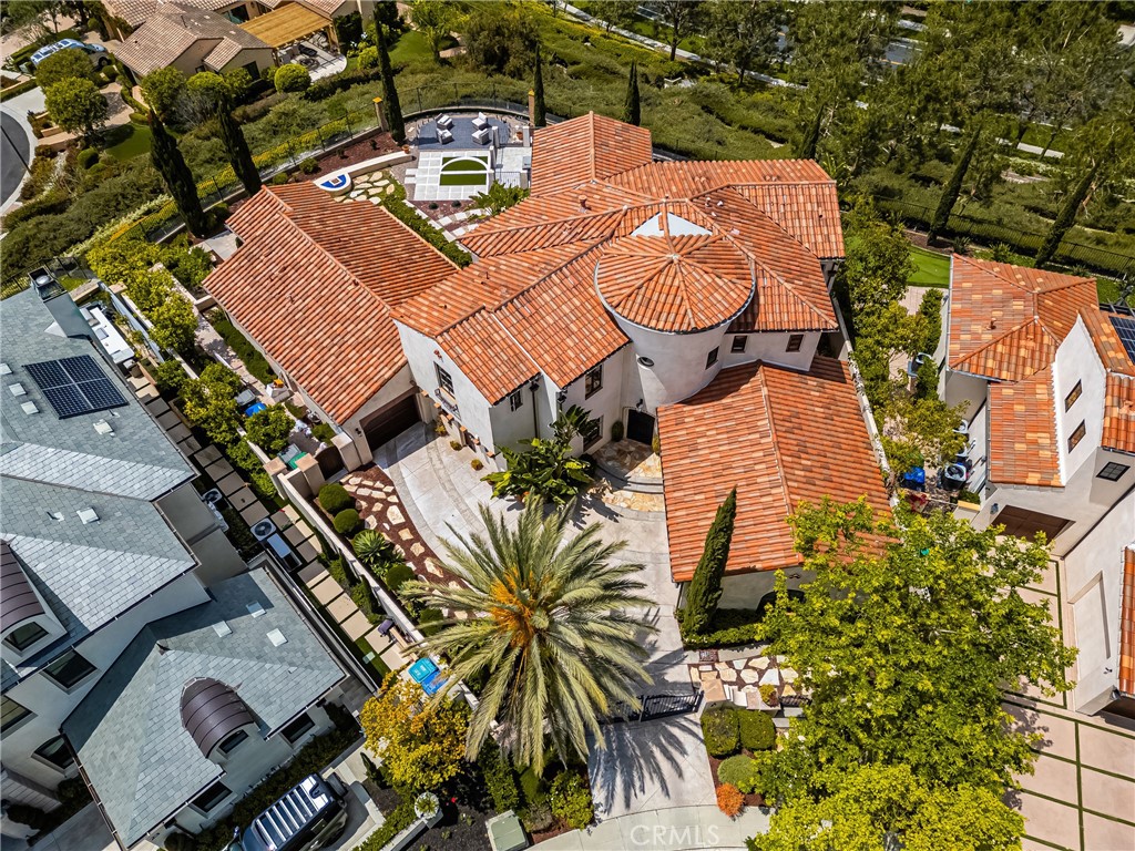 https://media.crmls.org/medias/81137545-4f1d-4143-915a-2bb772f74a5b.jpg?preset=X-Large