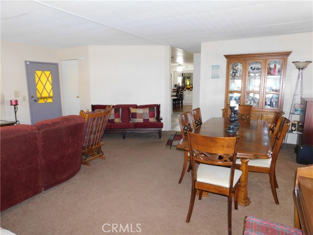 2200 W Wilson Street, Banning CA: https://media.crmls.org/medias/8114ac8a-90a9-4610-8e1b-7e58b1f152fe.jpg