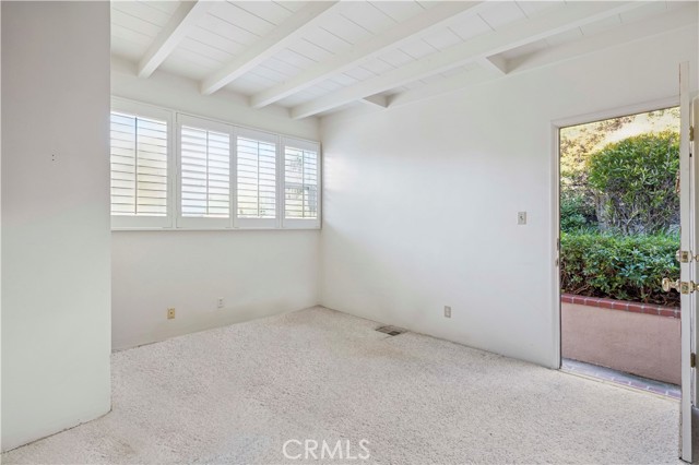 Detail Gallery Image 8 of 17 For 114 High Drive, Laguna Beach,  CA 92651 - – Beds | – Baths