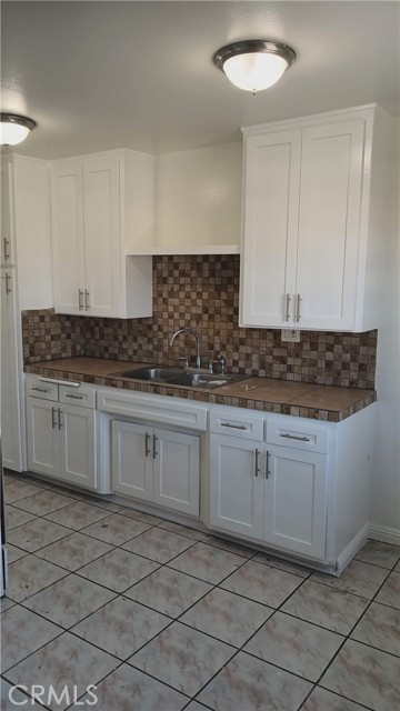 Detail Gallery Image 16 of 17 For 10241 Ruoff Ave, Whittier,  CA 90604 - – Beds | – Baths