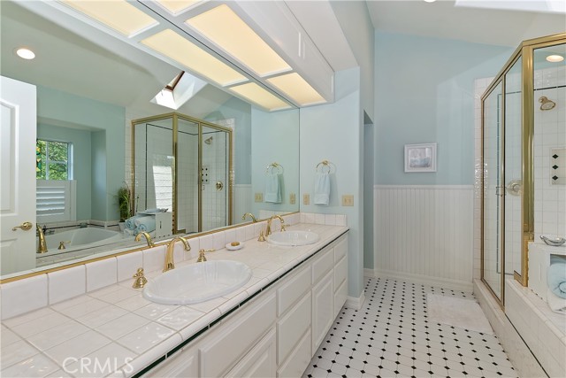 27781 St Bernard Lane, Lake Arrowhead CA: https://media.crmls.org/medias/81165c62-6040-4943-bb6c-68ef46dd717c.jpg