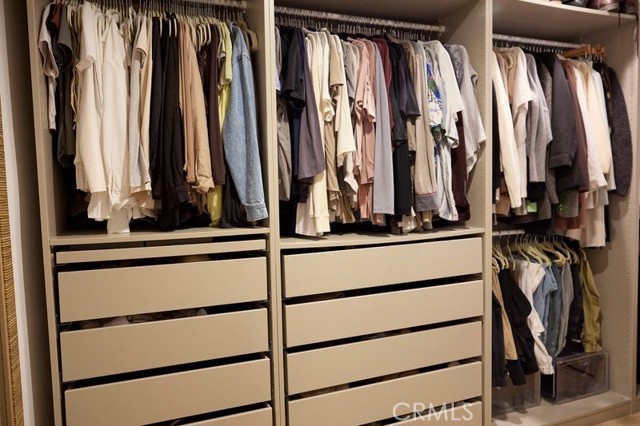 Image 21 of 30 For 2217 190th St