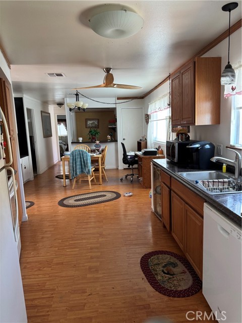 200 Tillie Creek Road, Wofford Heights CA: https://media.crmls.org/medias/8116e63e-5063-4fcd-95f6-76ec17491818.jpg