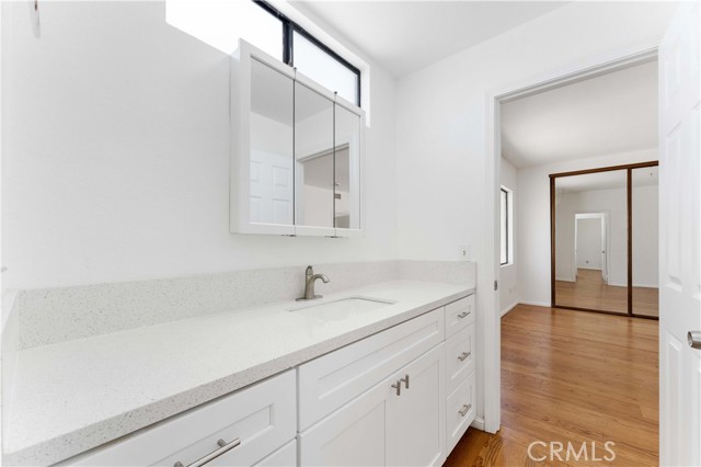 Detail Gallery Image 26 of 46 For 1230 E Ocean, Long Beach,  CA 90802 - 3 Beds | 3 Baths