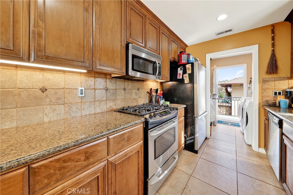 MLS #OC25237725 image #10