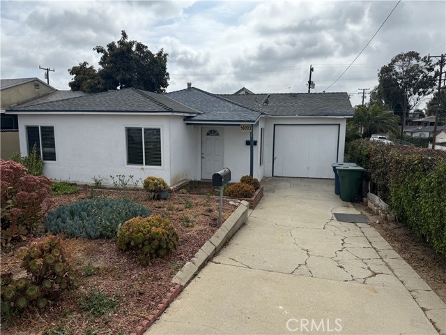 18003 S Denker Avenue, Gardena CA: https://media.crmls.org/medias/8118e45c-613b-4057-91e0-e364aa3b6fa8.jpg