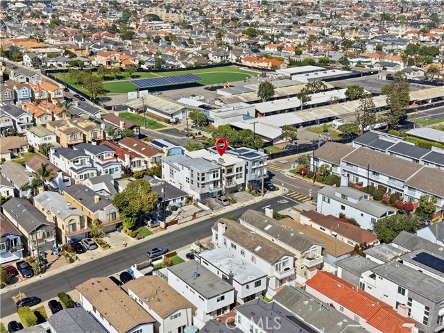 Detail Gallery Image 65 of 67 For 1745 Spreckels Ln, Redondo Beach,  CA 90278 - 3 Beds | 4/1 Baths