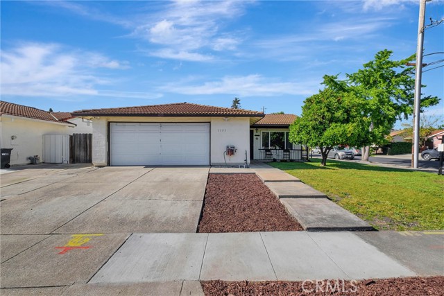 Detail Gallery Image 5 of 37 For 1103 Gassett Ct, Hayward,  CA 94544 - 3 Beds | 2 Baths