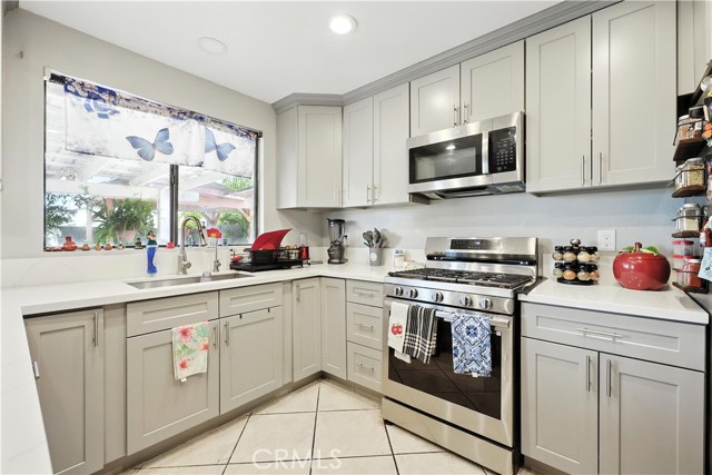 769 Harding, Hemet CA: https://media.crmls.org/medias/8119f43a-70cc-4367-880d-d6c5b56e403c.jpg
