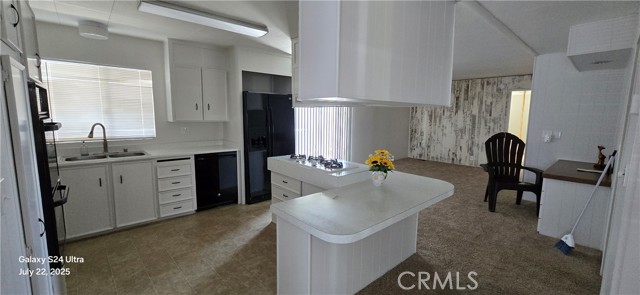 54999 Martinez #46 Trail, Yucca Valley CA: https://media.crmls.org/medias/811a5cc7-6737-4f17-a889-3d3ec25bc7aa.jpg