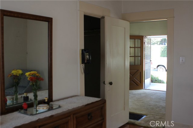 317 Francisca Avenue, Redondo Beach, California 90277, 1 Bedroom Bedrooms, ,1 BathroomBathrooms,Residential,Sold,Francisca,SB17235188