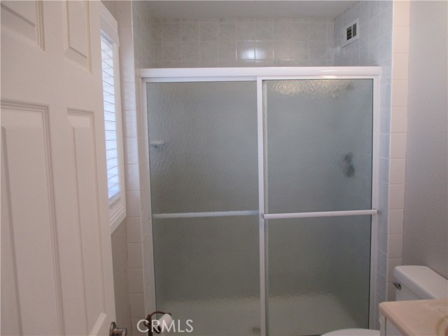 Image 33 of 50 For 26145 Cherry Hills Boulevard