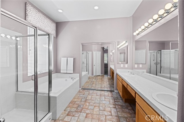 Image 15 of 36 For 41799 Cascades Court