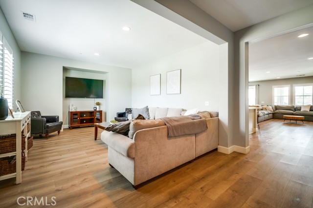 Detail Gallery Image 5 of 55 For 30327 Redding, Murrieta,  CA 92563 - 4 Beds | 3 Baths